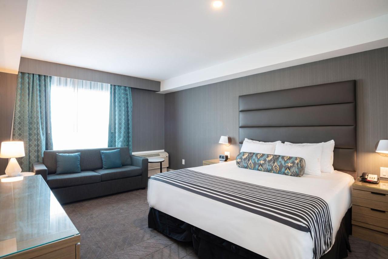 Sandman Signature Ottawa Airport Hotel Exterior foto